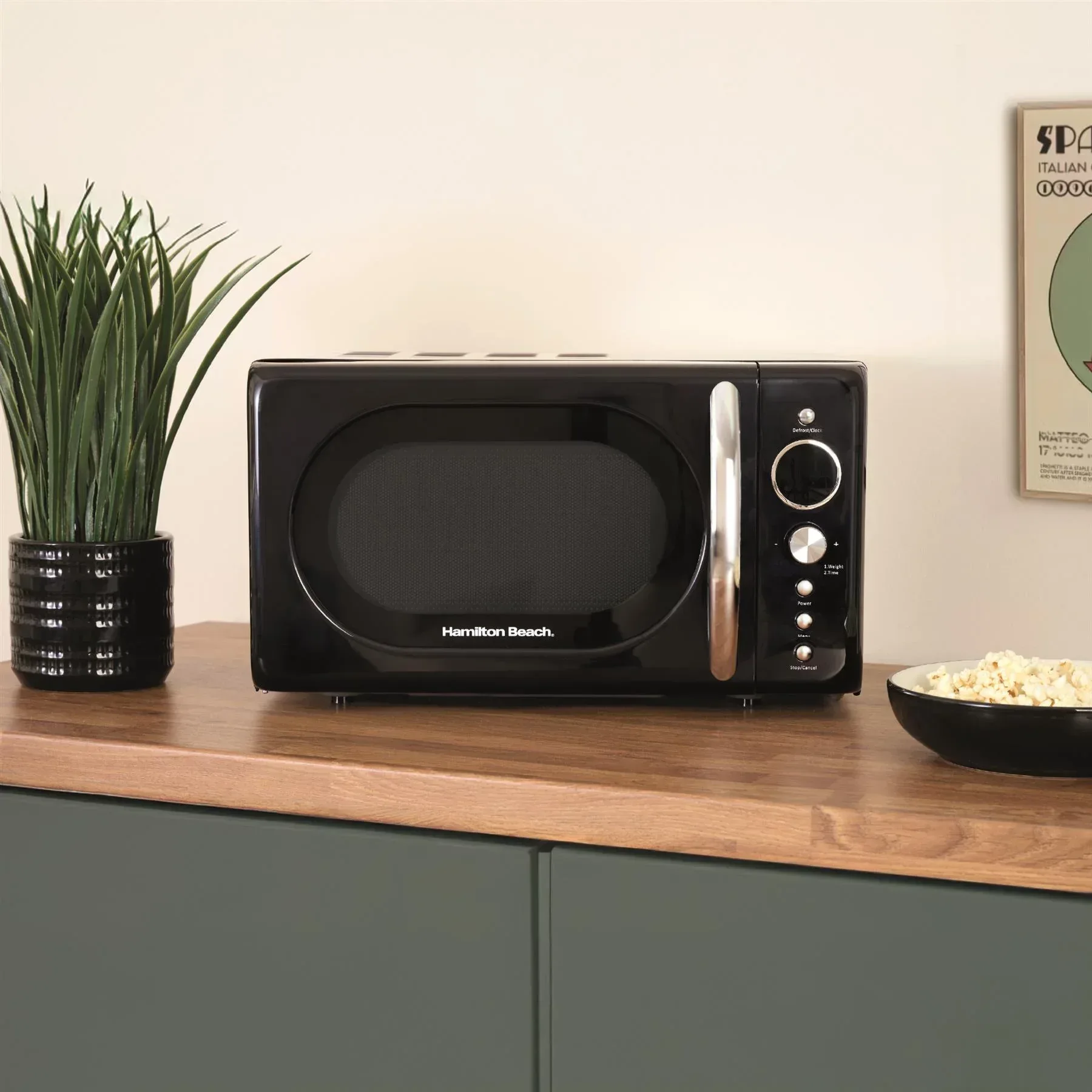 Hamilton Beach Diamond Kettle, Toaster & 20L Retro Microwave Set - Black - Image 5