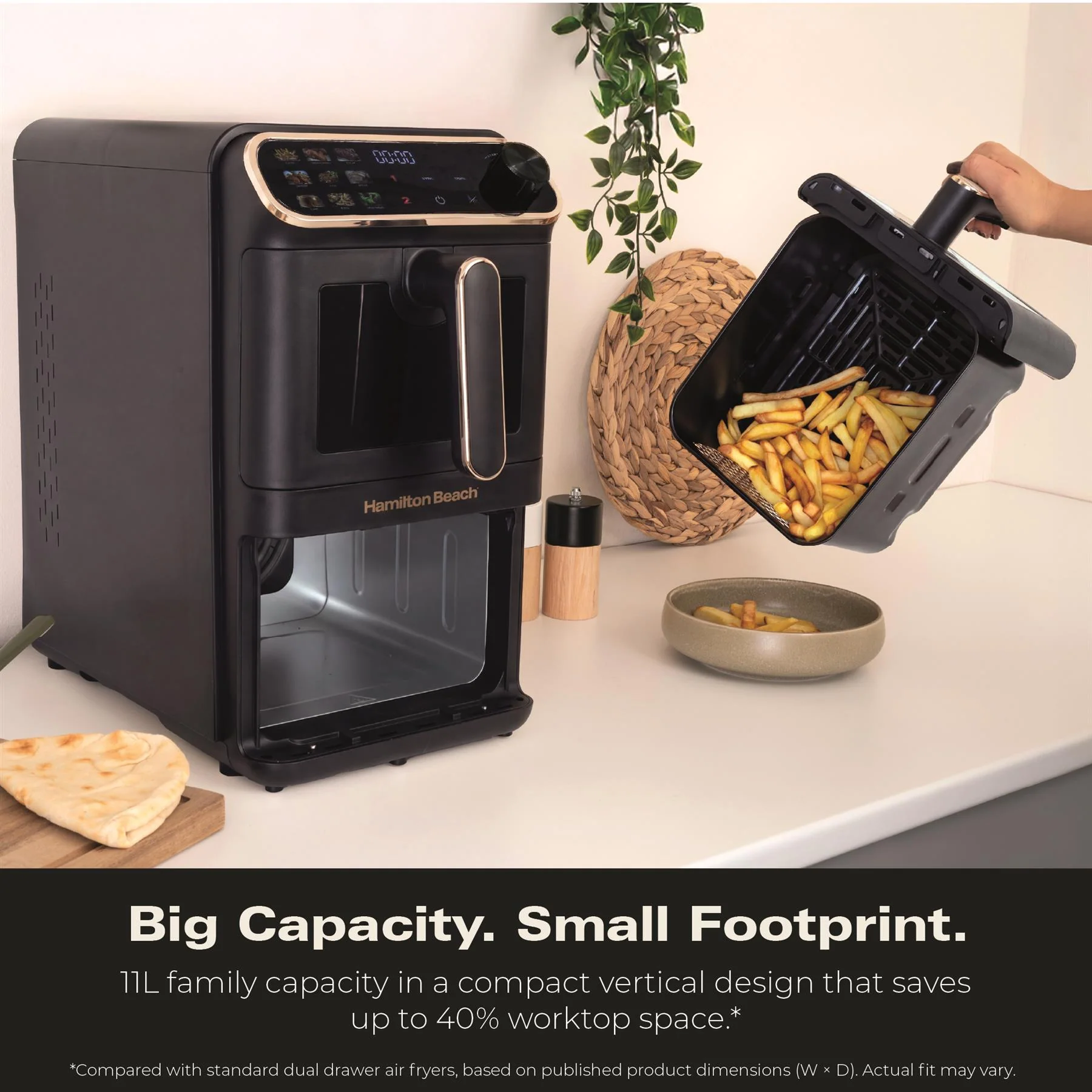 Hamilton Beach DualStack 11L Smart Air Fryer - Black & Brushed Brass - Image 5