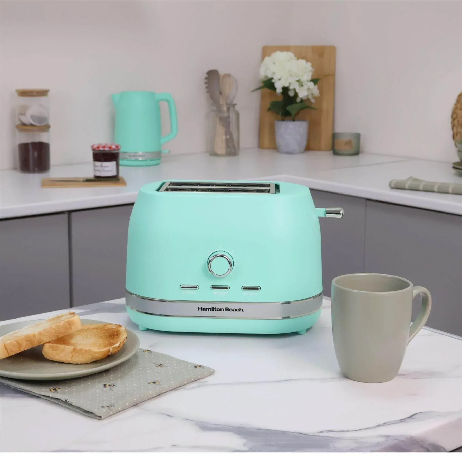 Hamilton Beach Ella Kettle, Toaster & Microwave Set - Mint - Image 6