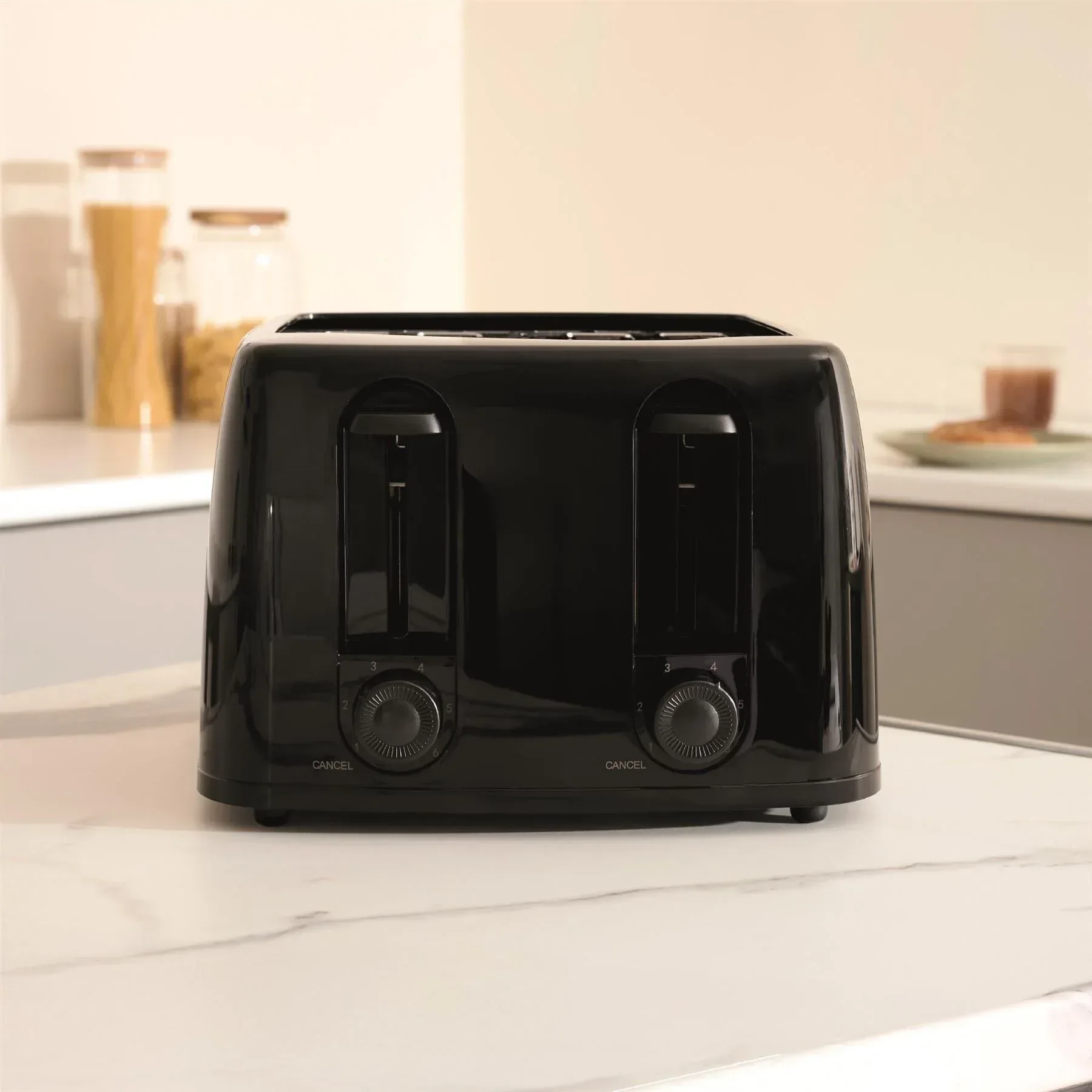 Hamilton Beach Essentials Kettle, Toaster & 20L Stainless Steel Cavity Microwave Set - Black - Image 3