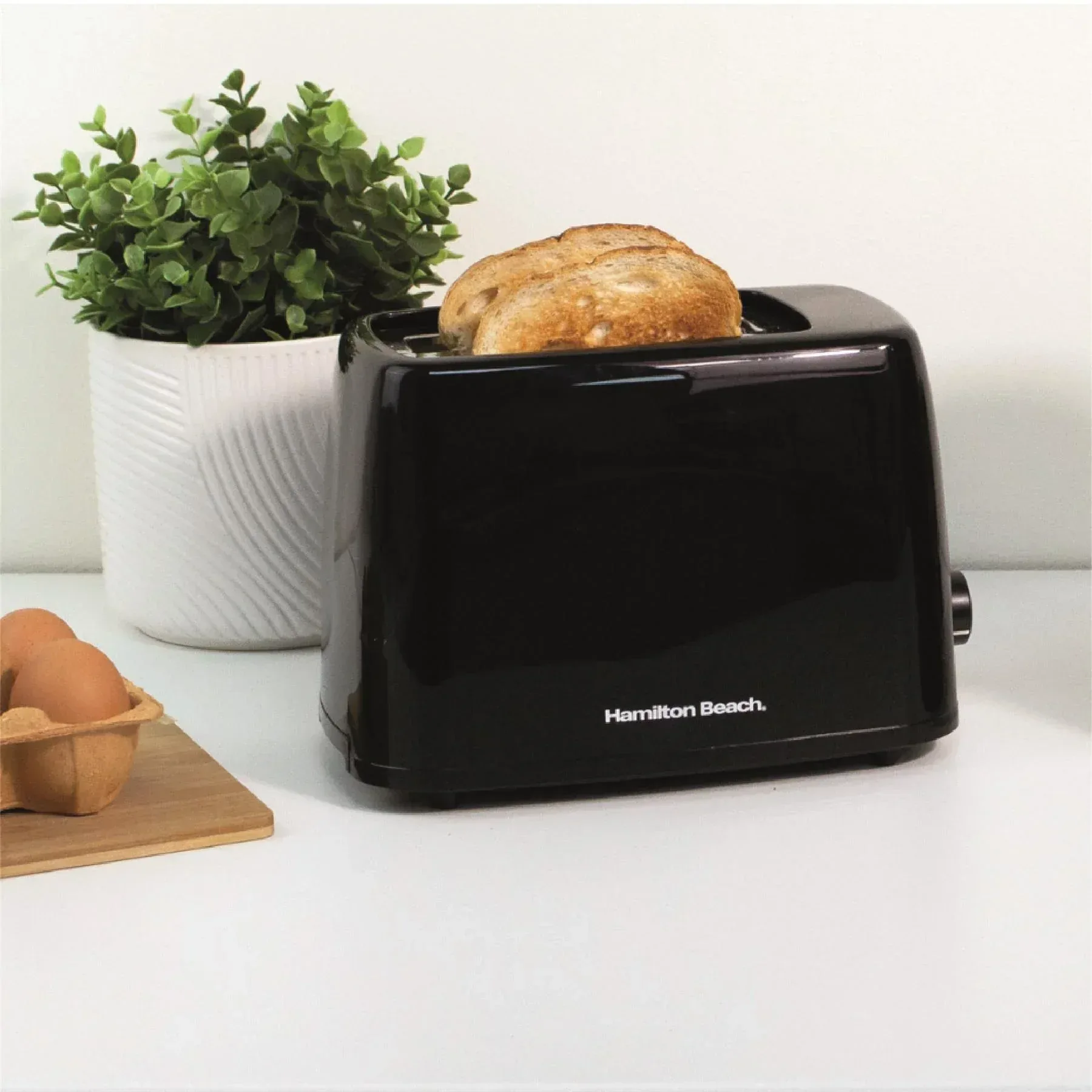 Hamilton Beach Essentials Kettle, Toaster, Sandwich Toaster & 1.8L Slow Cooker Set - Silver - Image 4