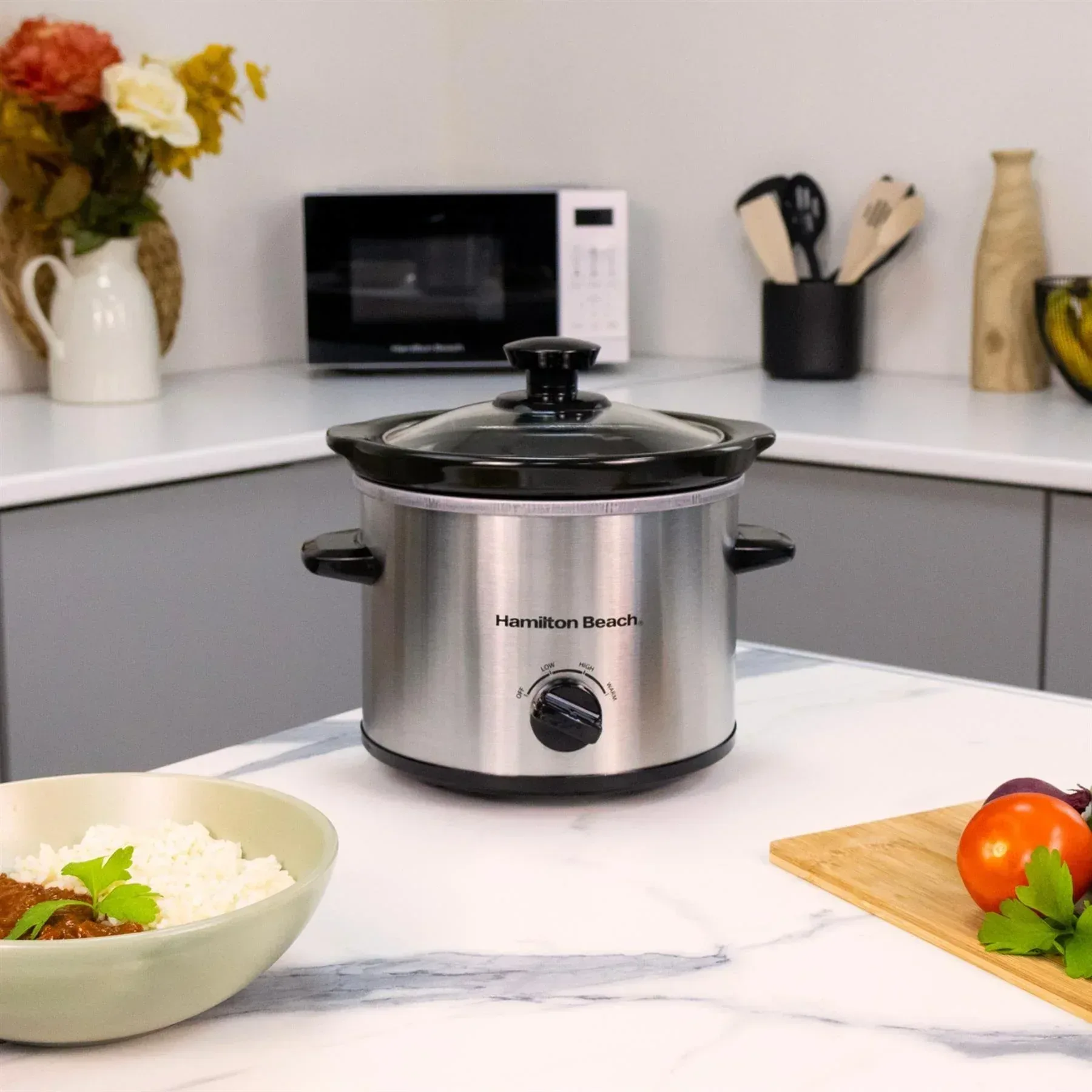 Hamilton Beach Essentials Kettle, Toaster, Sandwich Toaster & 1.8L Slow Cooker Set - Silver - Image 7
