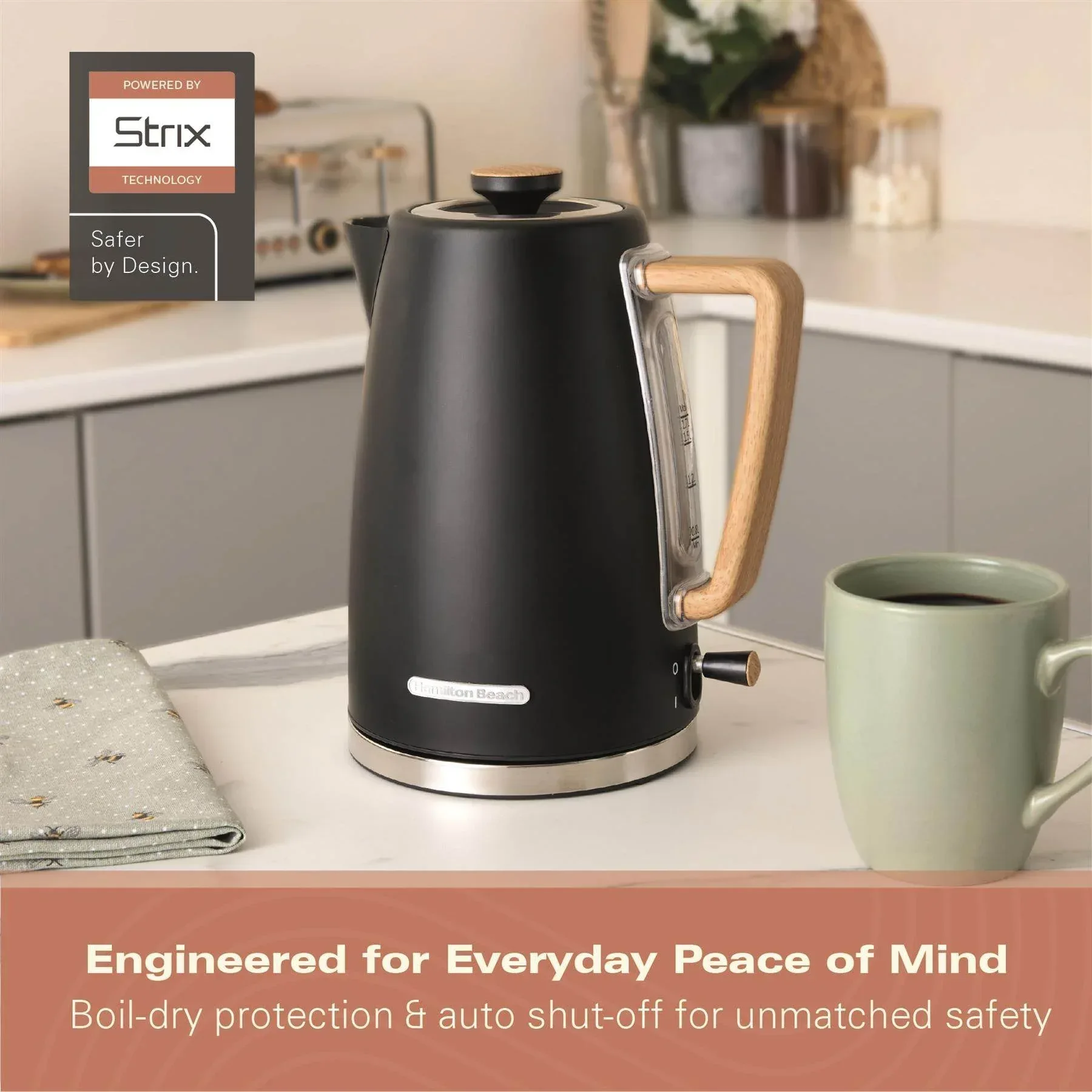 Hamilton Beach Scandi 1.7L Kettle - Matte Black with Wood Effect - Image 9