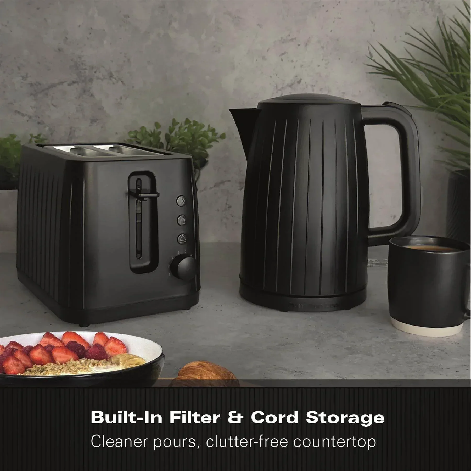Hamilton Beach Stealth 1.7L Textured Kettle - Matte Black - Image 10